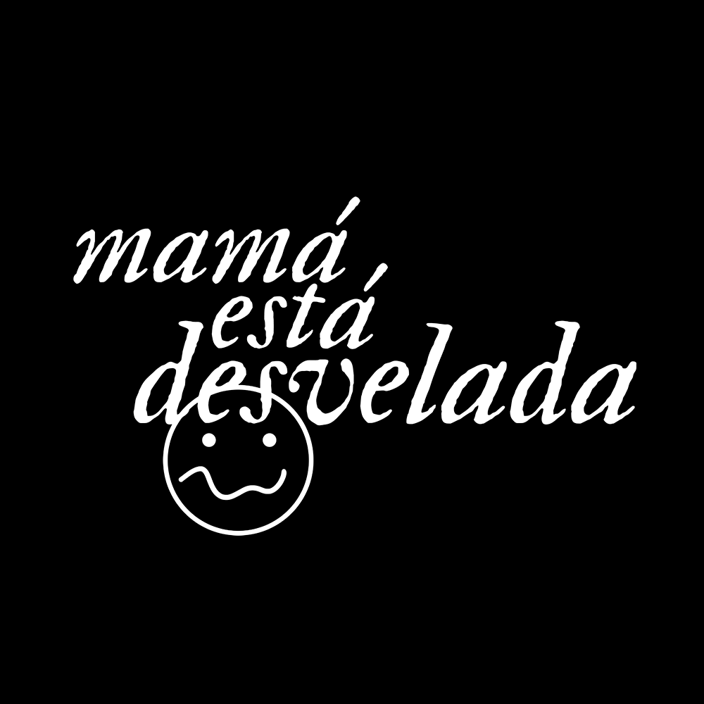 Playera Mamá está desvelada